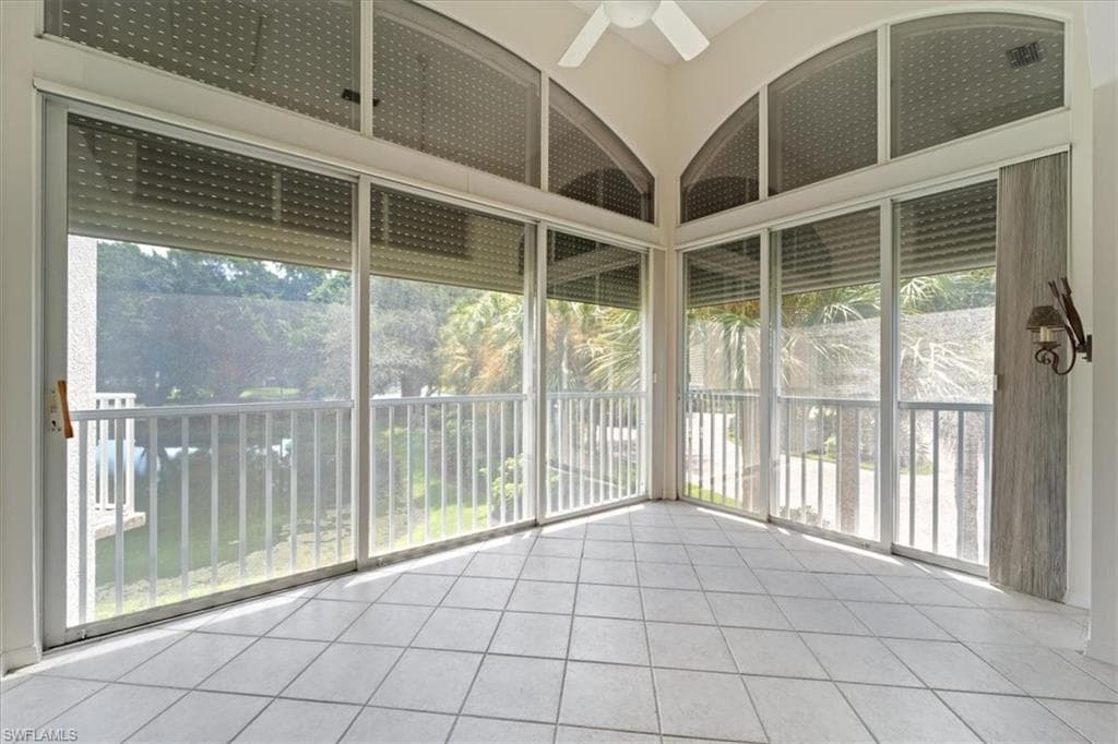 1580 Clermont Dr L202, Naples, FL 34109-29