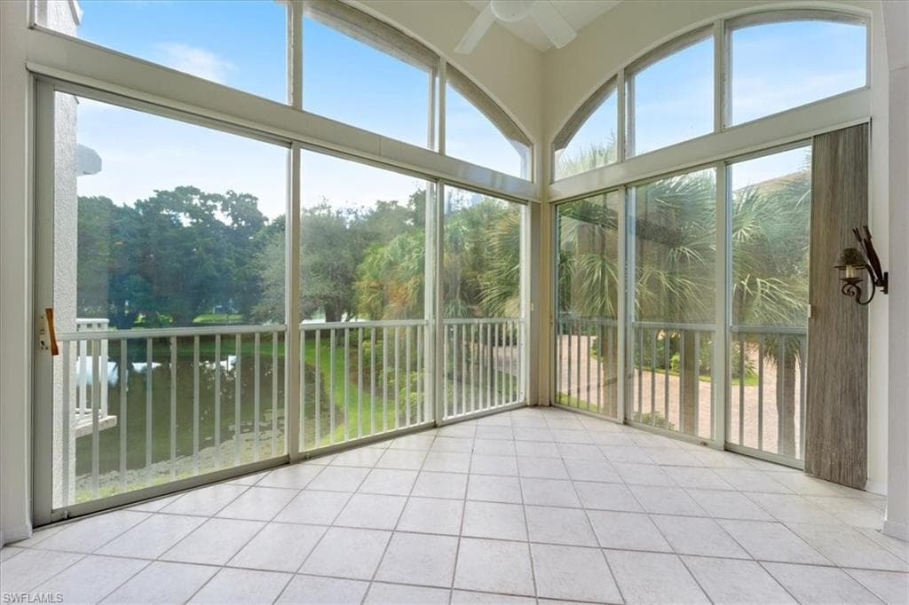 1580 Clermont Dr L202, Naples, FL 34109-30