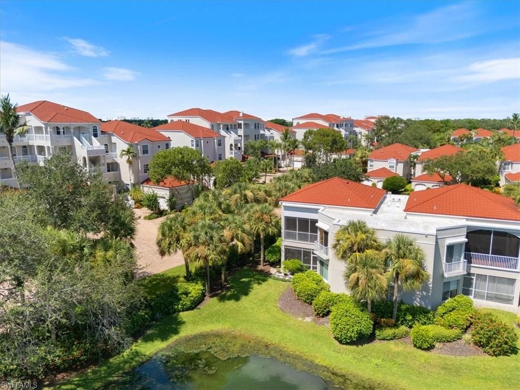 1580 Clermont Dr L202, Naples, FL 34109-34