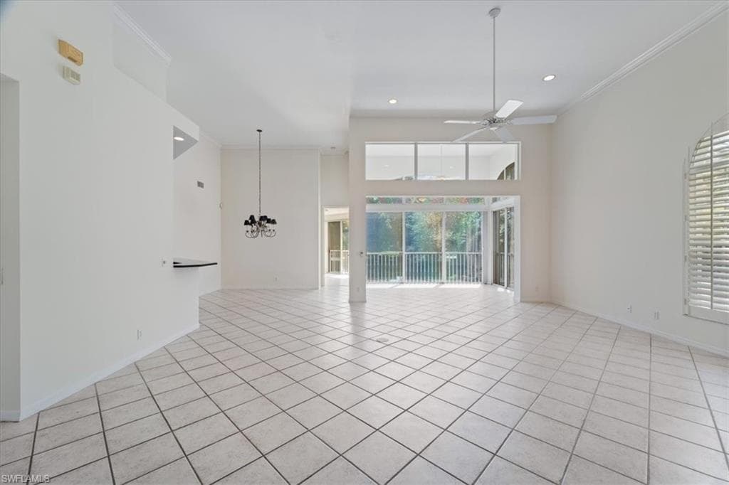 1580 Clermont Dr L202, Naples, FL 34109-6