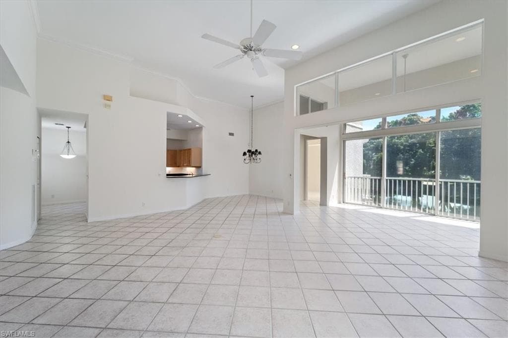 1580 Clermont Dr L202, Naples, FL 34109-7
