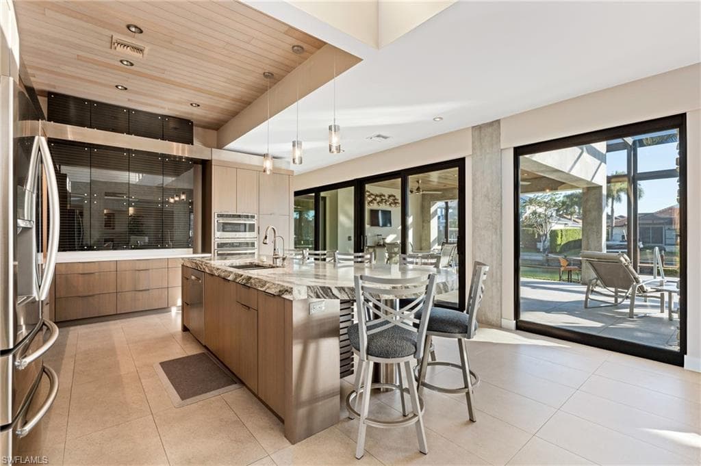 821 Magnolia Ct, Marco Island, FL 34145-11