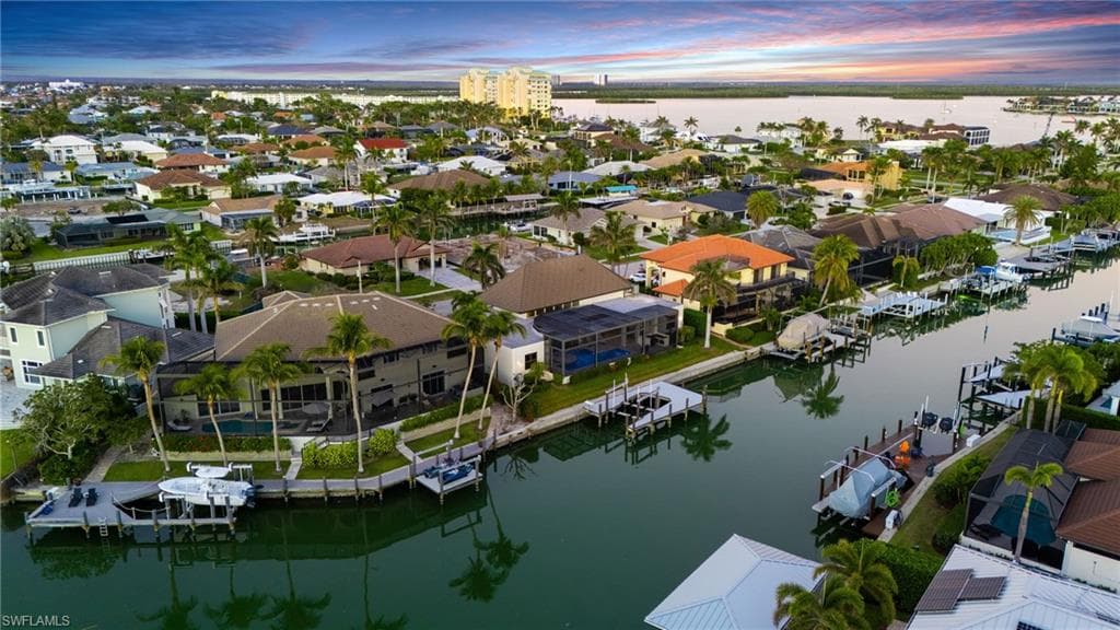 821 Magnolia Ct, Marco Island, FL 34145-46