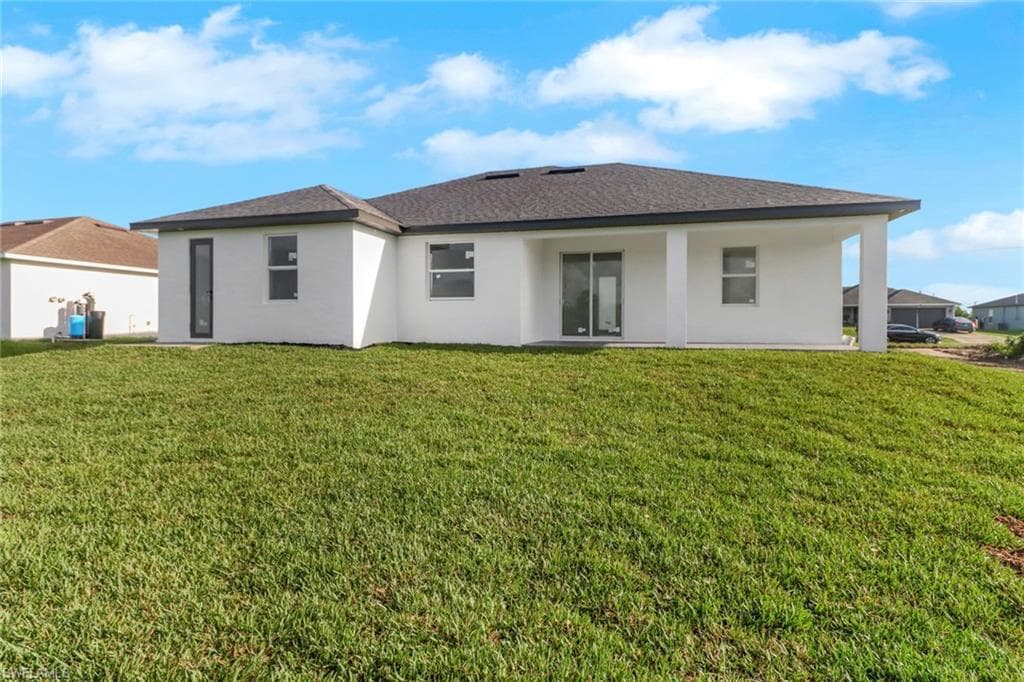 4007 19th St SW, Lehigh Acres, FL 33976-26
