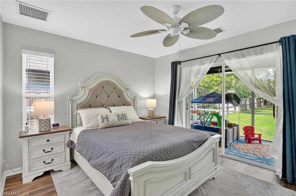 6005 Hollow Dr, Naples, FL 34112-19