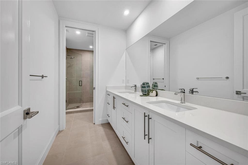 1125 Central Ave 565, Naples, FL 34102-11