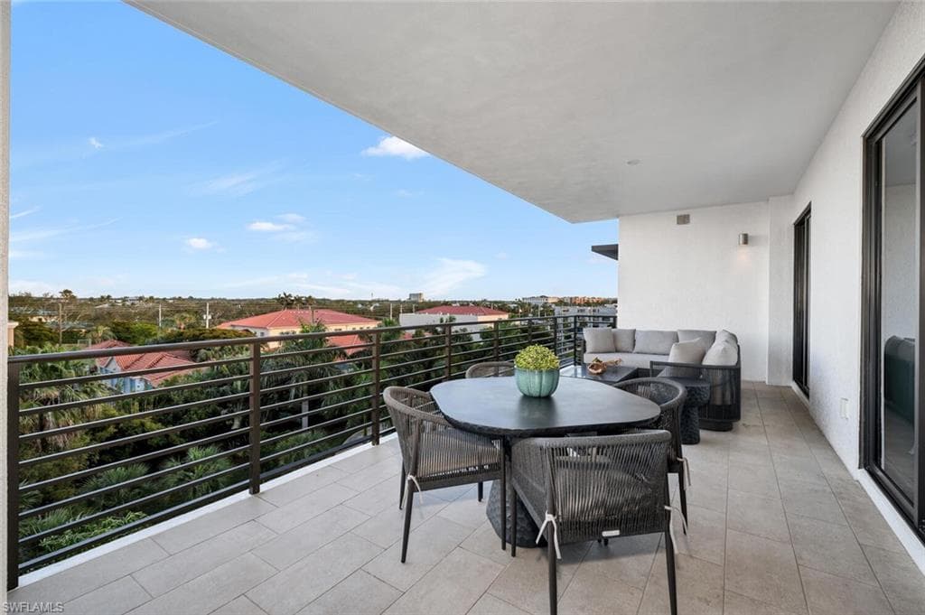 1125 Central Ave 565, Naples, FL 34102-16