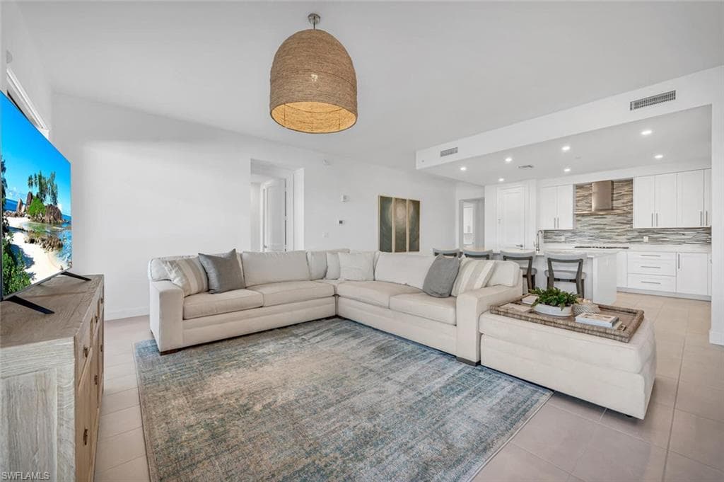 1125 Central Ave 565, Naples, FL 34102-5