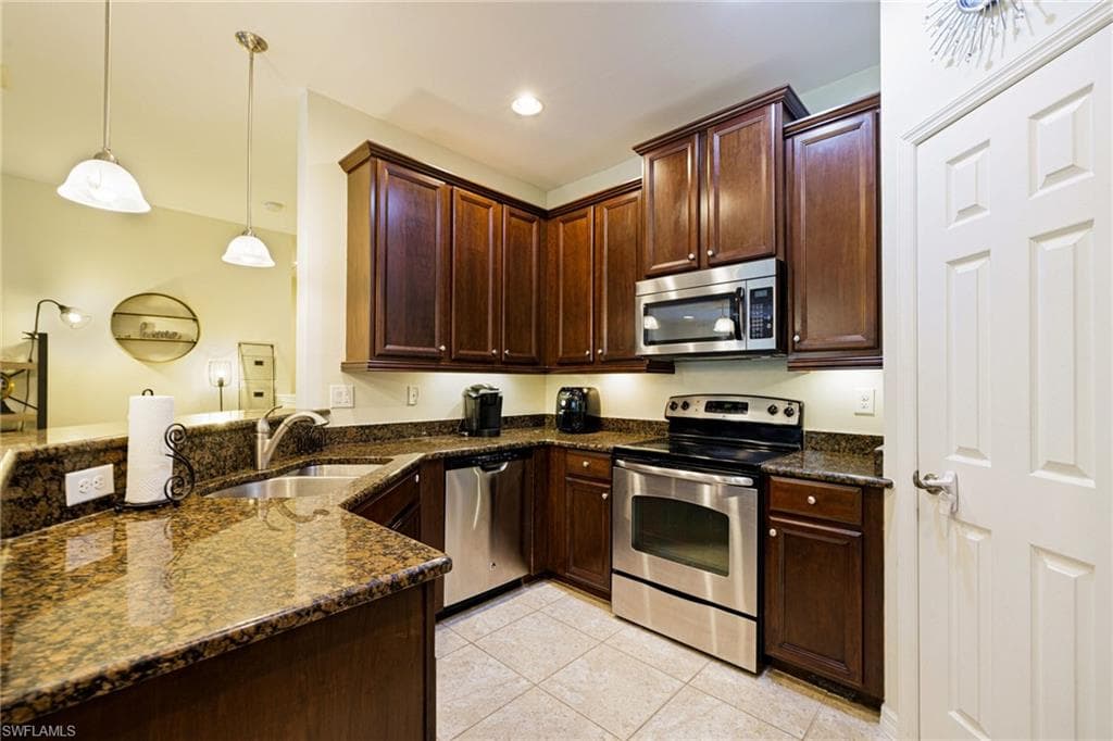 23421 Alamanda Dr 204, Estero, FL 34135-1