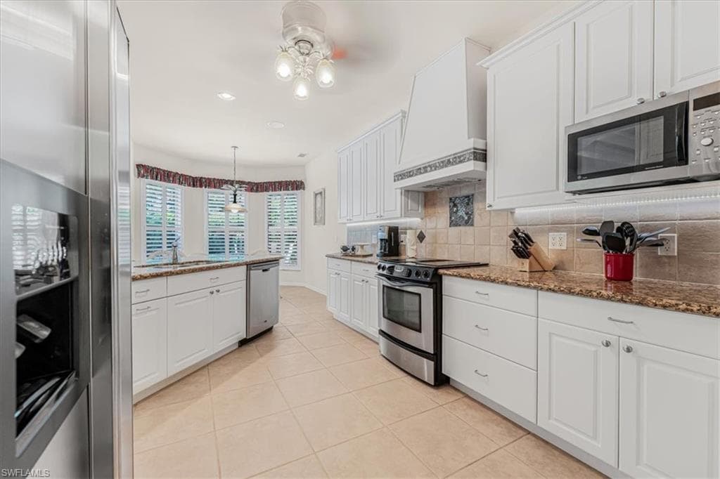 9792 Alhambra Ln, Bonita Springs, FL 34135-14