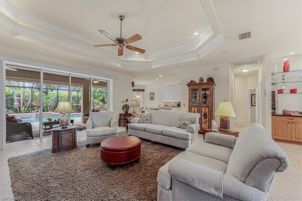 9792 Alhambra Ln, Bonita Springs, FL 34135-18