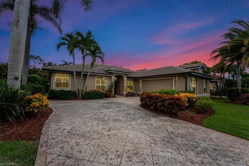 9792 Alhambra Ln, Bonita Springs, FL 34135-50