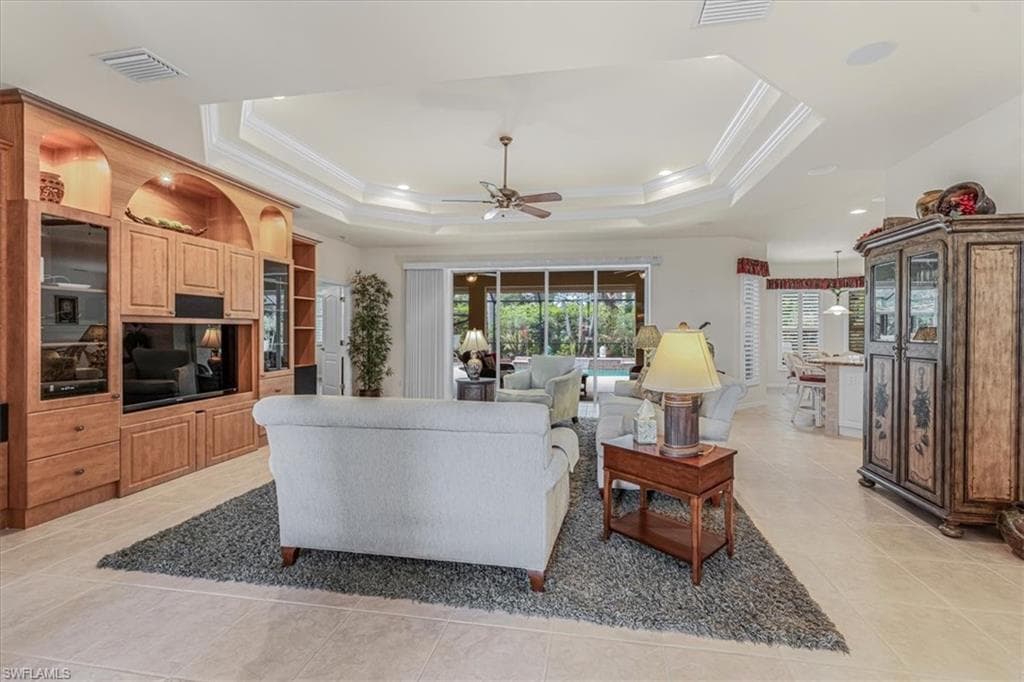 9792 Alhambra Ln, Bonita Springs, FL 34135-8
