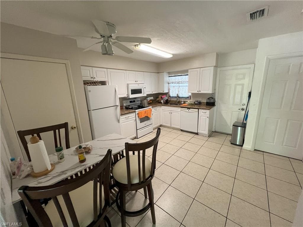 2148 Sunshine Blvd, Naples, FL 34116-10