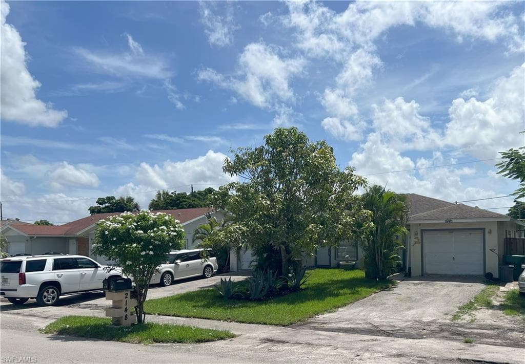 2148 Sunshine Blvd, Naples, FL 34116-12