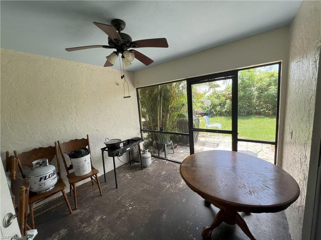 2148 Sunshine Blvd, Naples, FL 34116-16