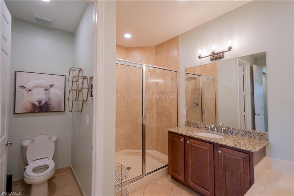 6533 Monterey Pt 204, Naples, FL 34105-14