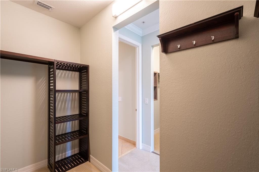 6533 Monterey Pt 204, Naples, FL 34105-16