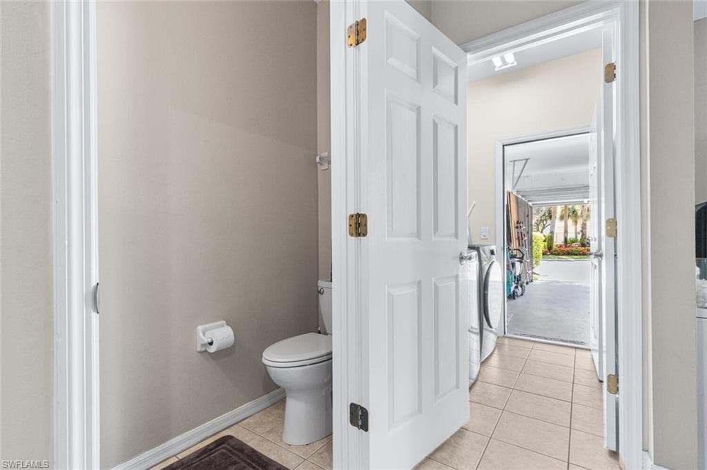 109 Burnt Pine Dr, Naples, FL 34119-26