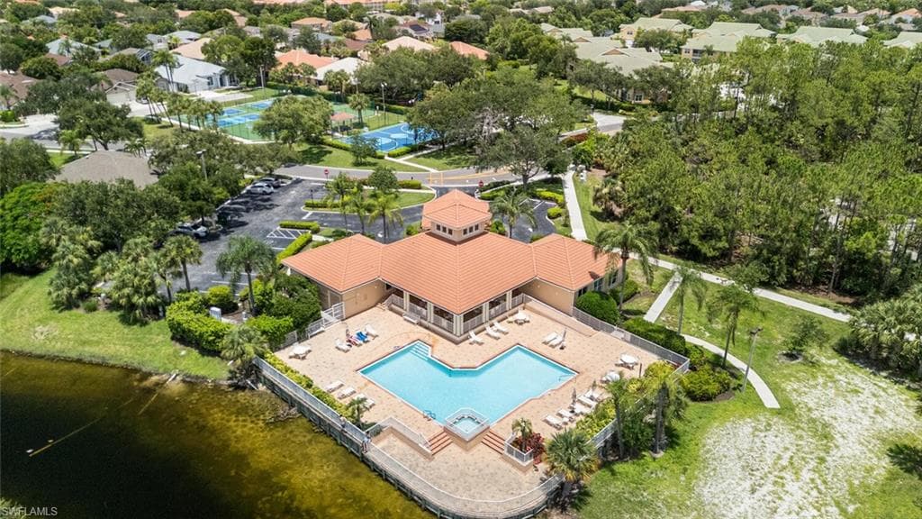 109 Burnt Pine Dr, Naples, FL 34119-45