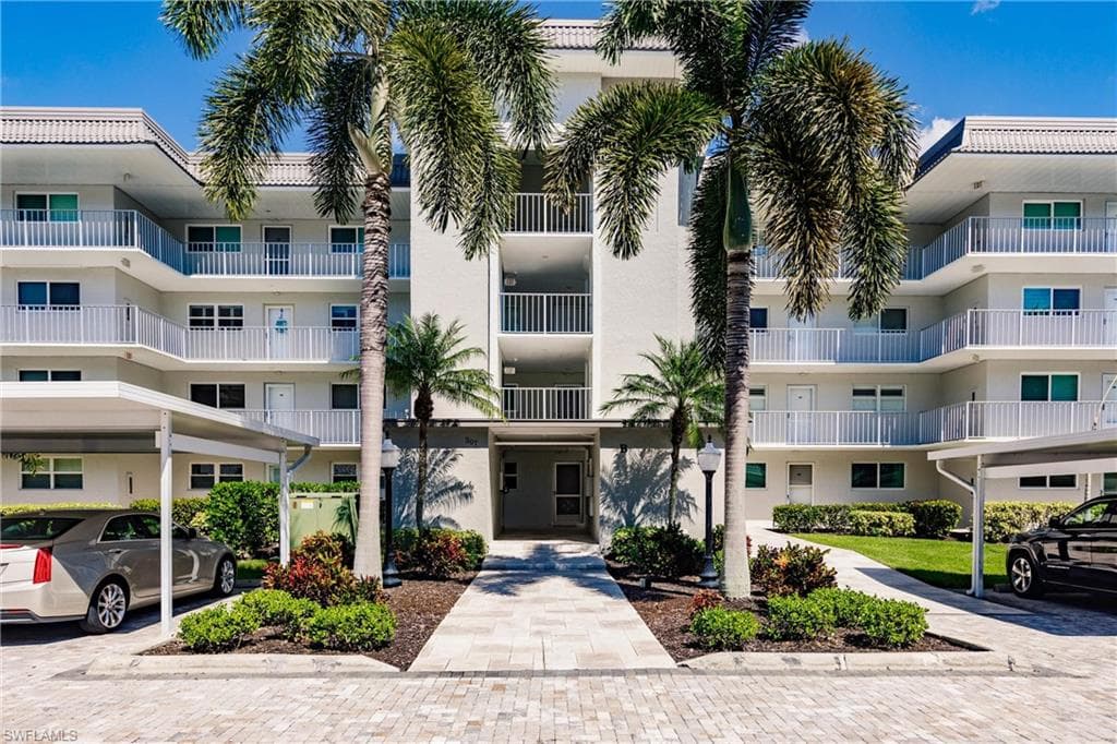 307 Goodlette-frank Rd S 503b, Naples, FL 34102-3