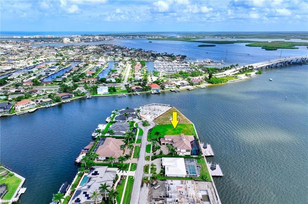 1411 Butterfield Ct, Marco Island, FL 34145-12
