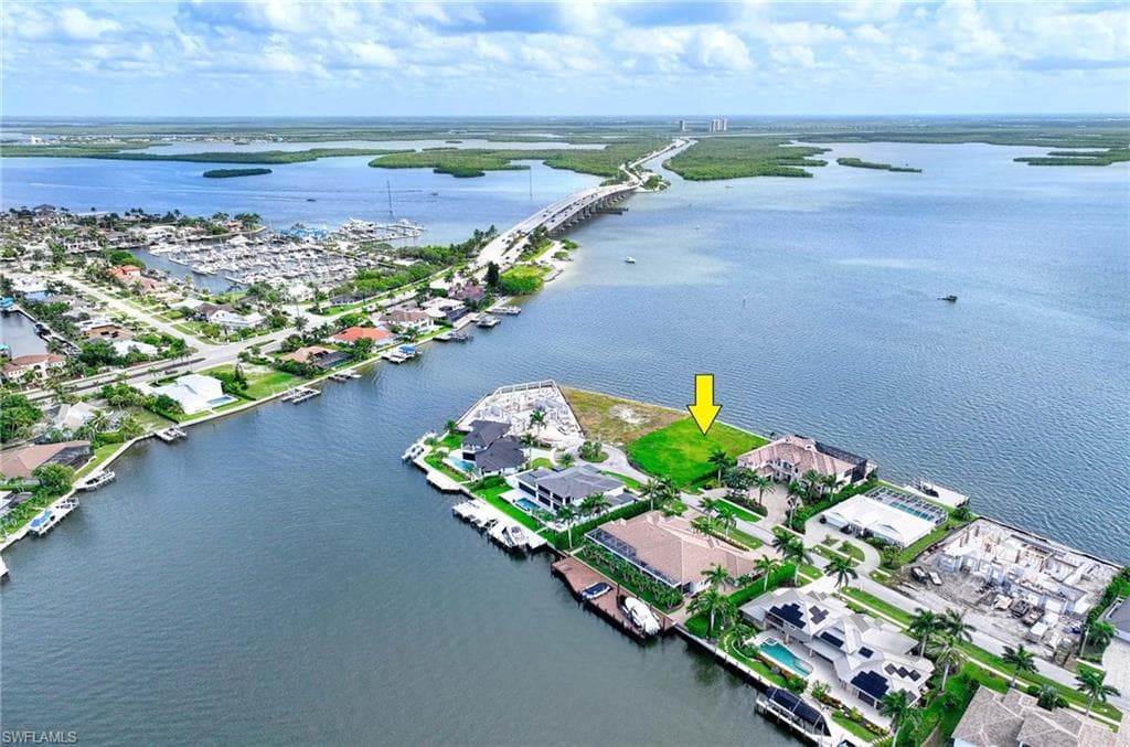 1411 Butterfield Ct, Marco Island, FL 34145-13