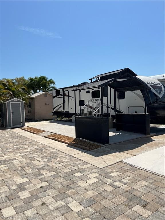 5509 Black Pug Dr, Fort Myers, FL 33908-11