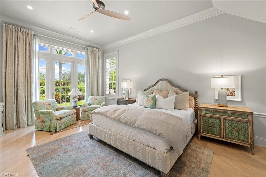 7004 Verde Way, Naples, FL 34108-22