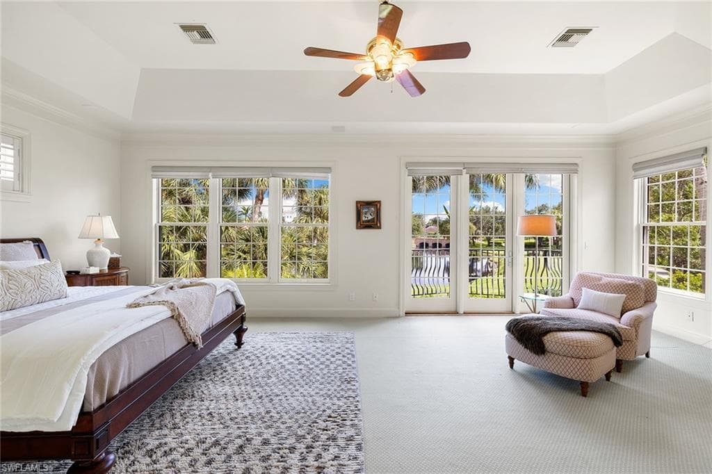 7004 Verde Way, Naples, FL 34108-32