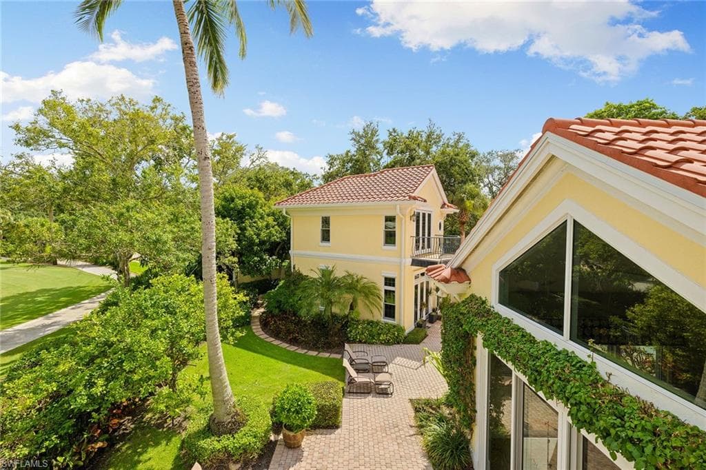 7004 Verde Way, Naples, FL 34108-36