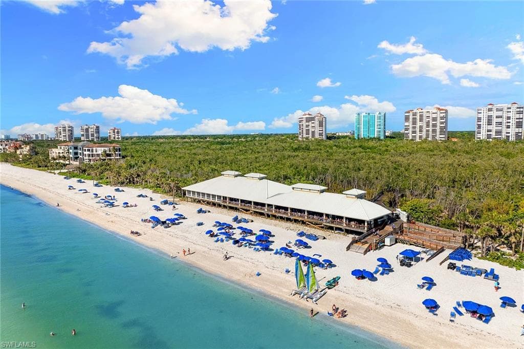 7004 Verde Way, Naples, FL 34108-49