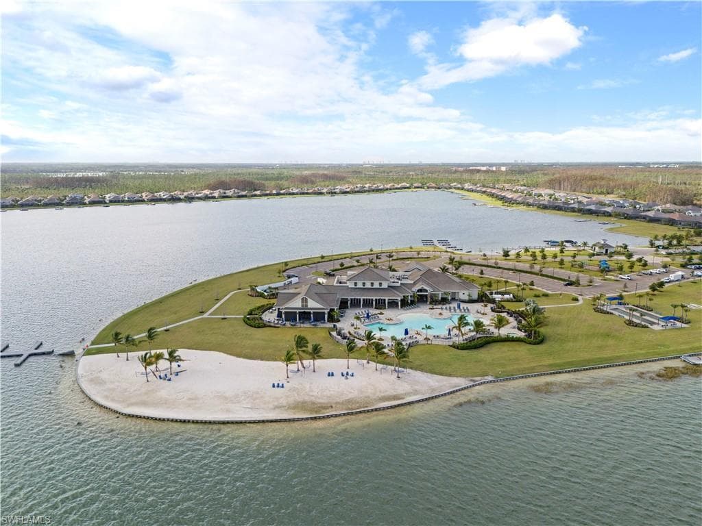 18181 Wildblue Blvd, Fort Myers, FL 33928-37
