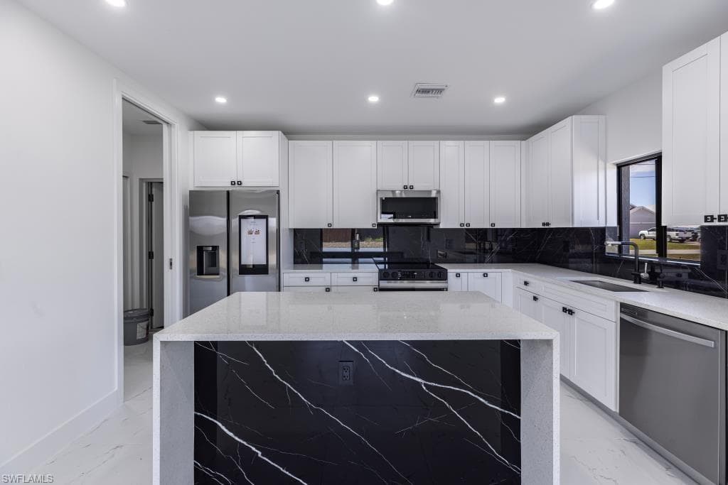 1111 Embers Ter, Cape Coral, FL 33991-10