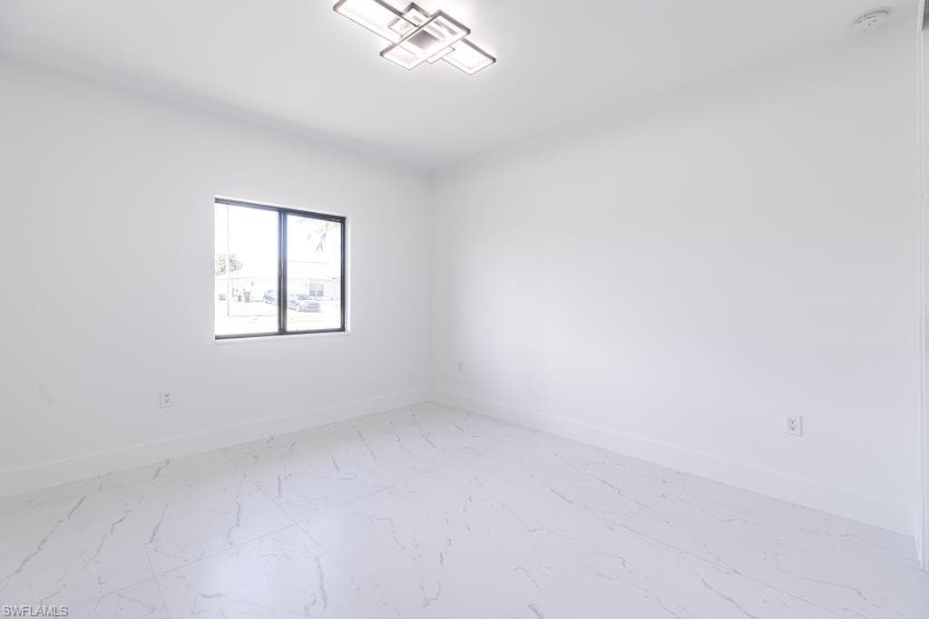 1111 Embers Ter, Cape Coral, FL 33991-20