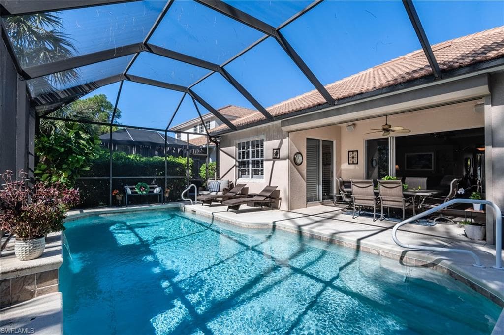 16144 Parque Ln, Naples, FL 34110-12