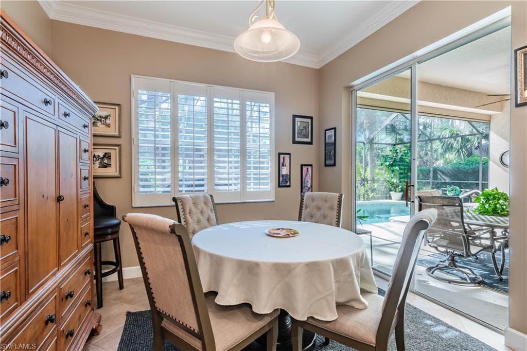 16144 Parque Ln, Naples, FL 34110-19
