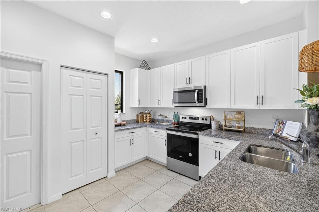5072 Arancia Ln, Ave Maria, FL 34142-11