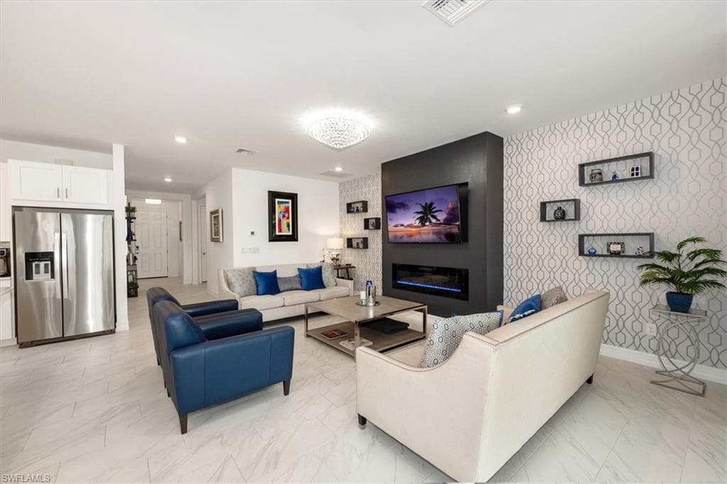 16520 Seagate Pl, Bonita Springs, FL 34135-9