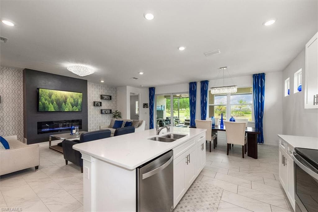 16520 Seagate Pl, Bonita Springs, FL 34135-10