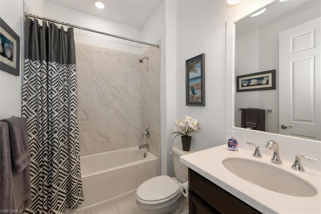 16520 Seagate Pl, Bonita Springs, FL 34135-20