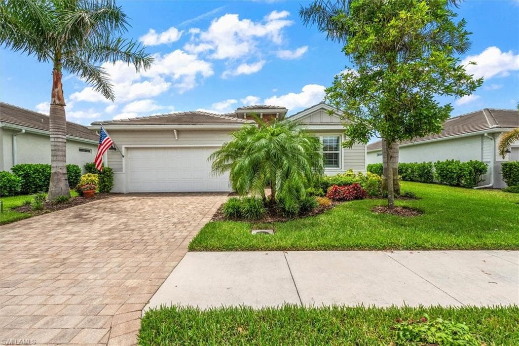 16520 Seagate Pl, Bonita Springs, FL 34135-1
