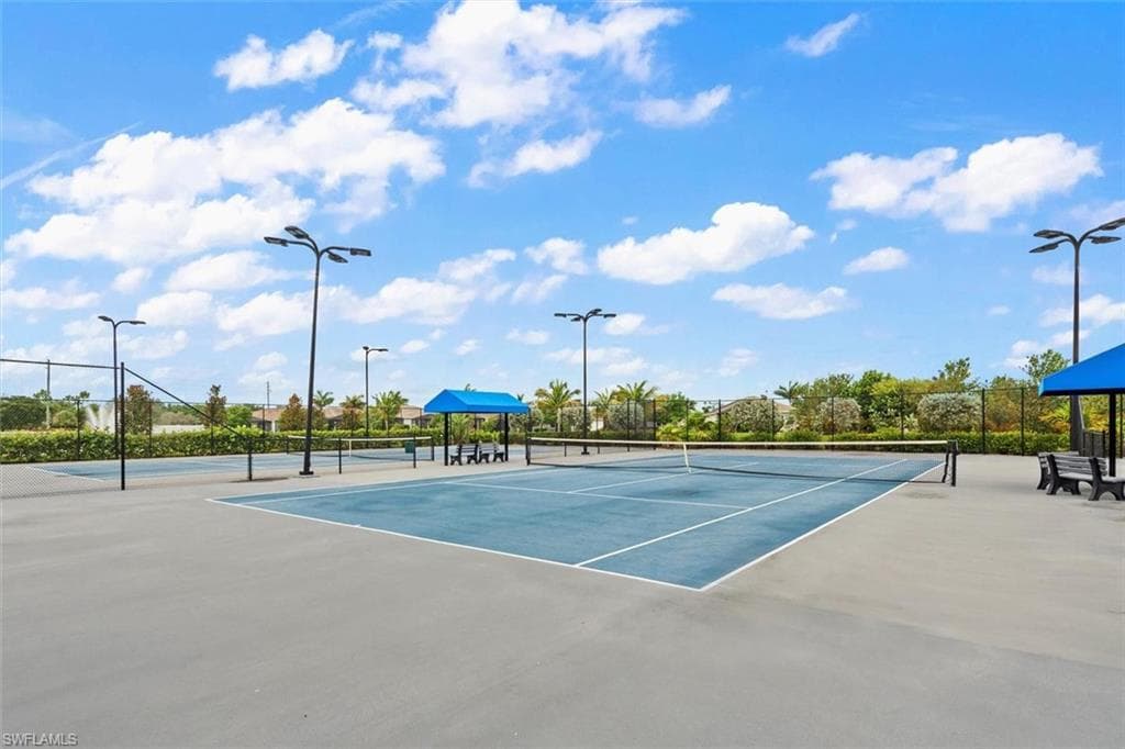 16520 Seagate Pl, Bonita Springs, FL 34135-36