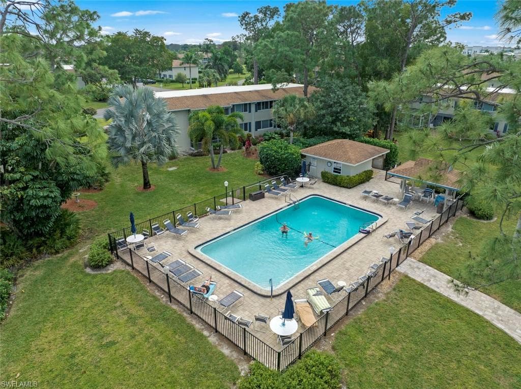 237 Albi Rd 4, Naples, FL 34112-11