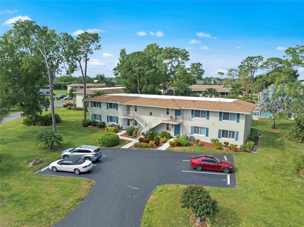 237 Albi Rd 4, Naples, FL 34112-2