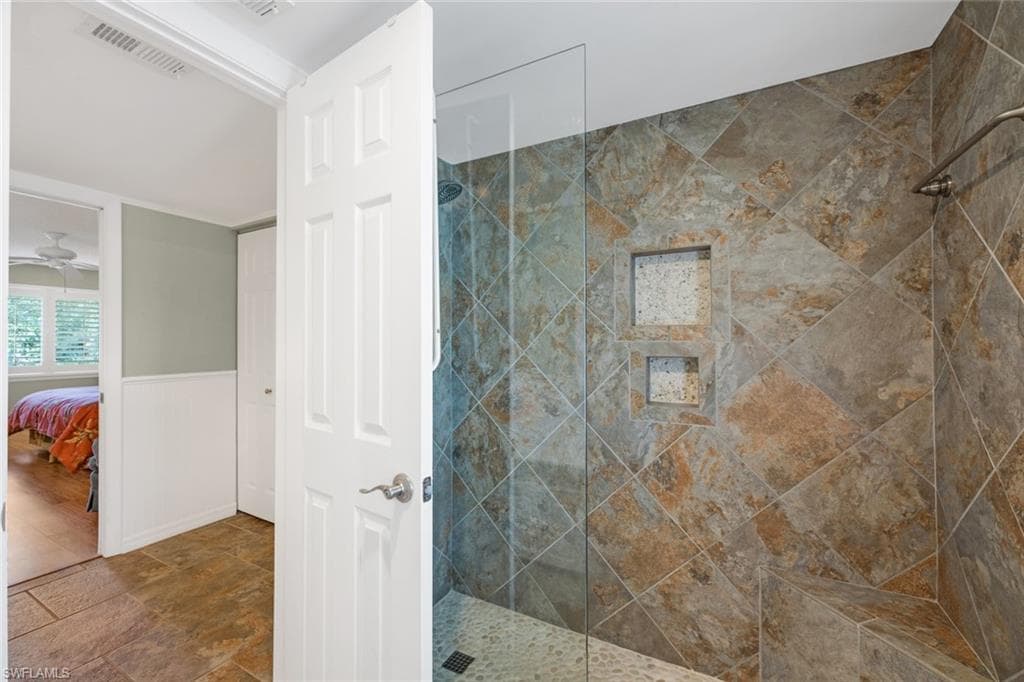 237 Albi Rd 4, Naples, FL 34112-31
