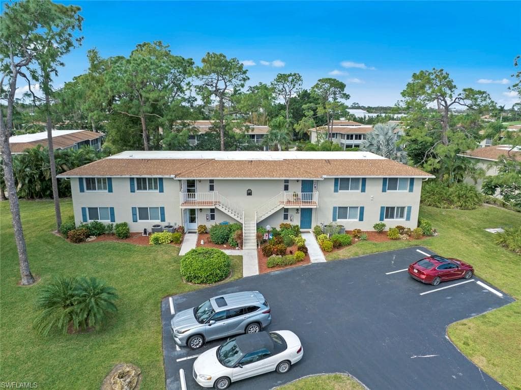 237 Albi Rd 4, Naples, FL 34112-3