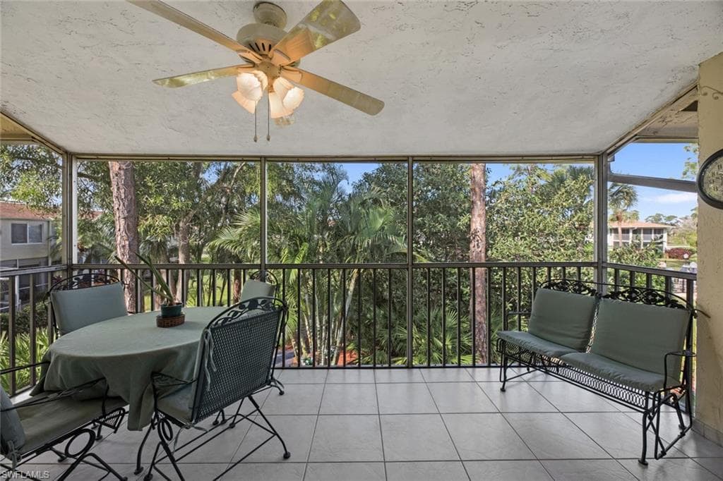 237 Albi Rd 4, Naples, FL 34112-7