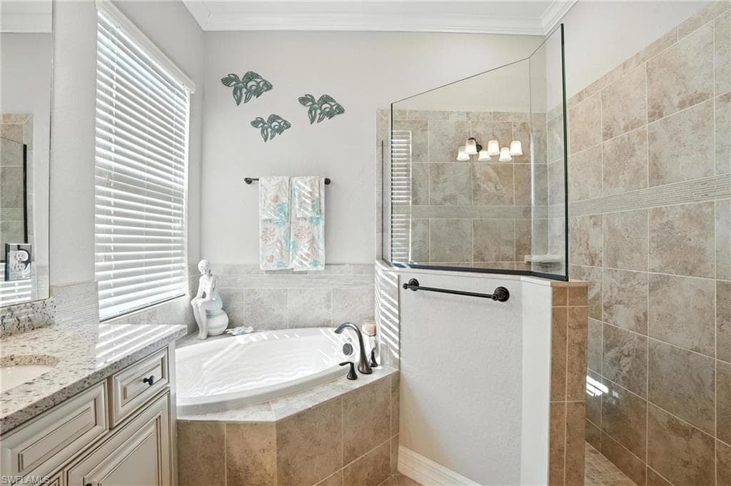 17330 Galway Run, Bonita Springs, FL 34135-22