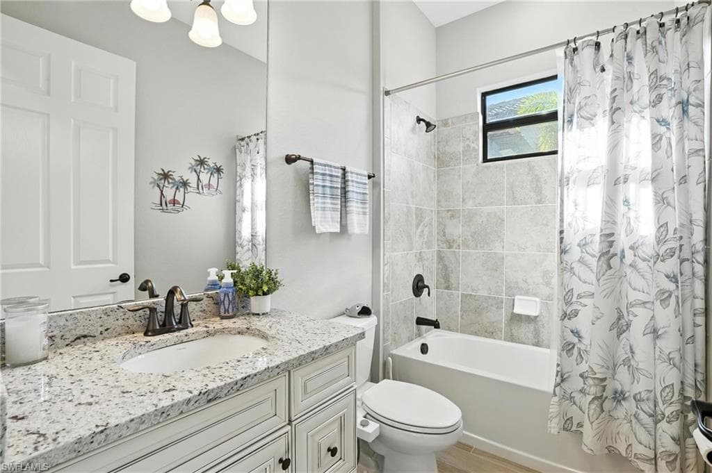 17330 Galway Run, Bonita Springs, FL 34135-25